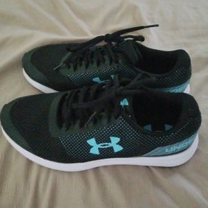 NEW under armour athletic shoes Sz 8